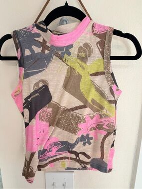 Sleeveless Graphic Tank Top - Pink & Lime